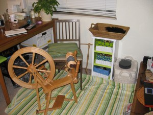 Spinning corner and craft zone